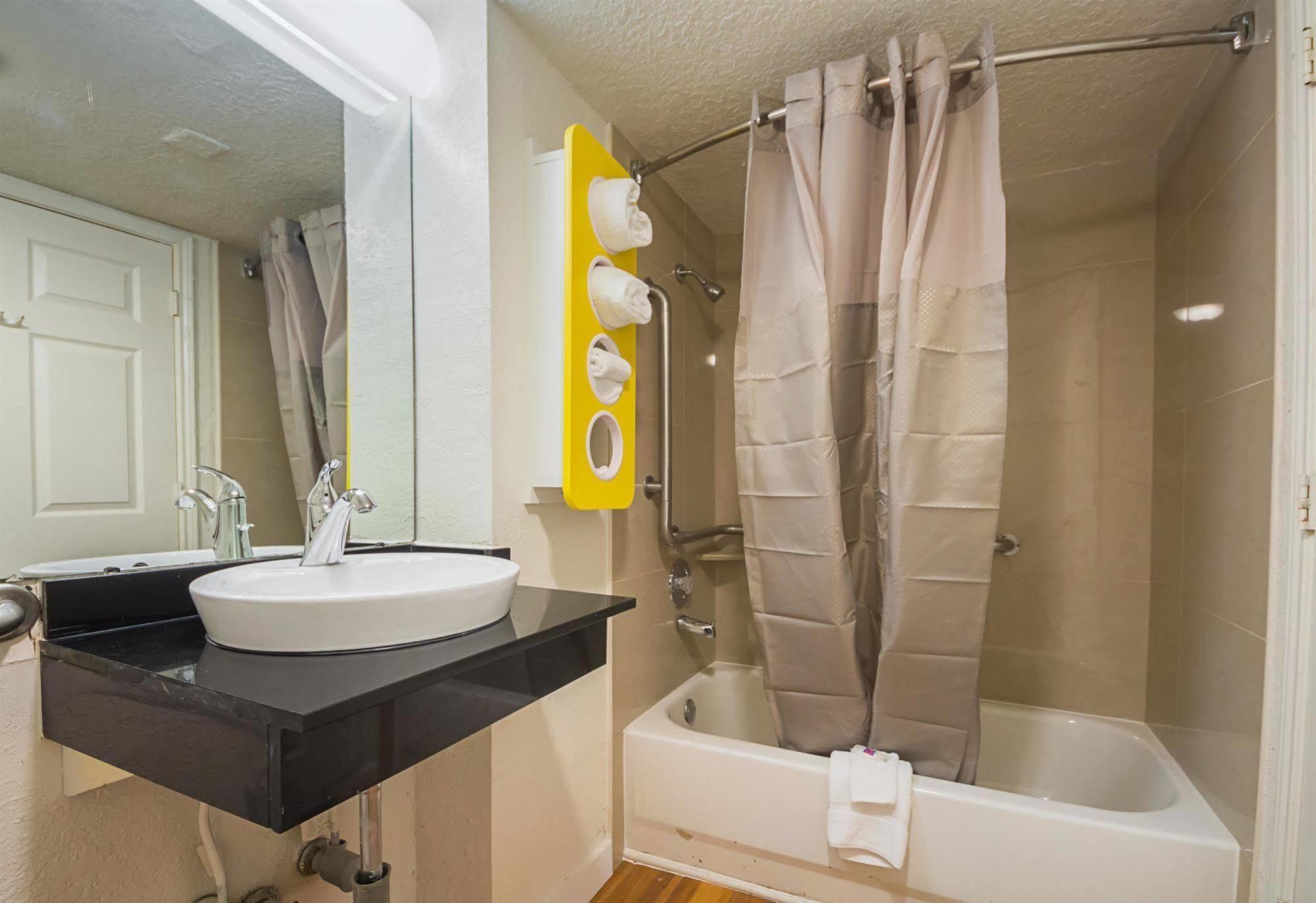 Motel 6-Garland, Tx - Northeast Dallas Bagian luar foto